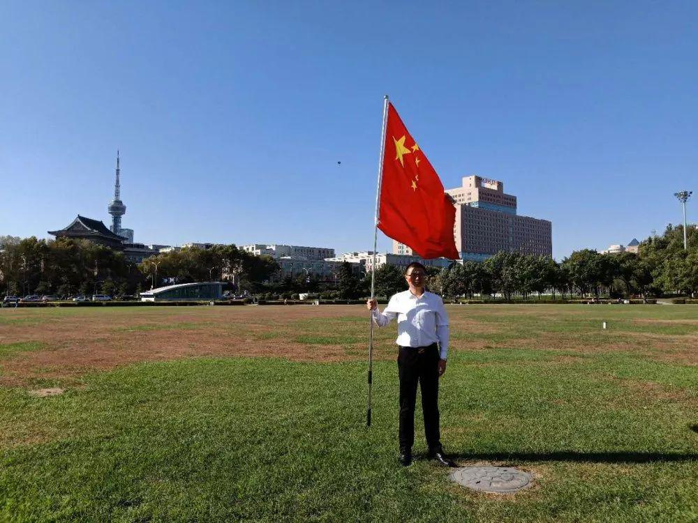 金保姆携吉林省山东商会礼赞新中国70周年华诞
