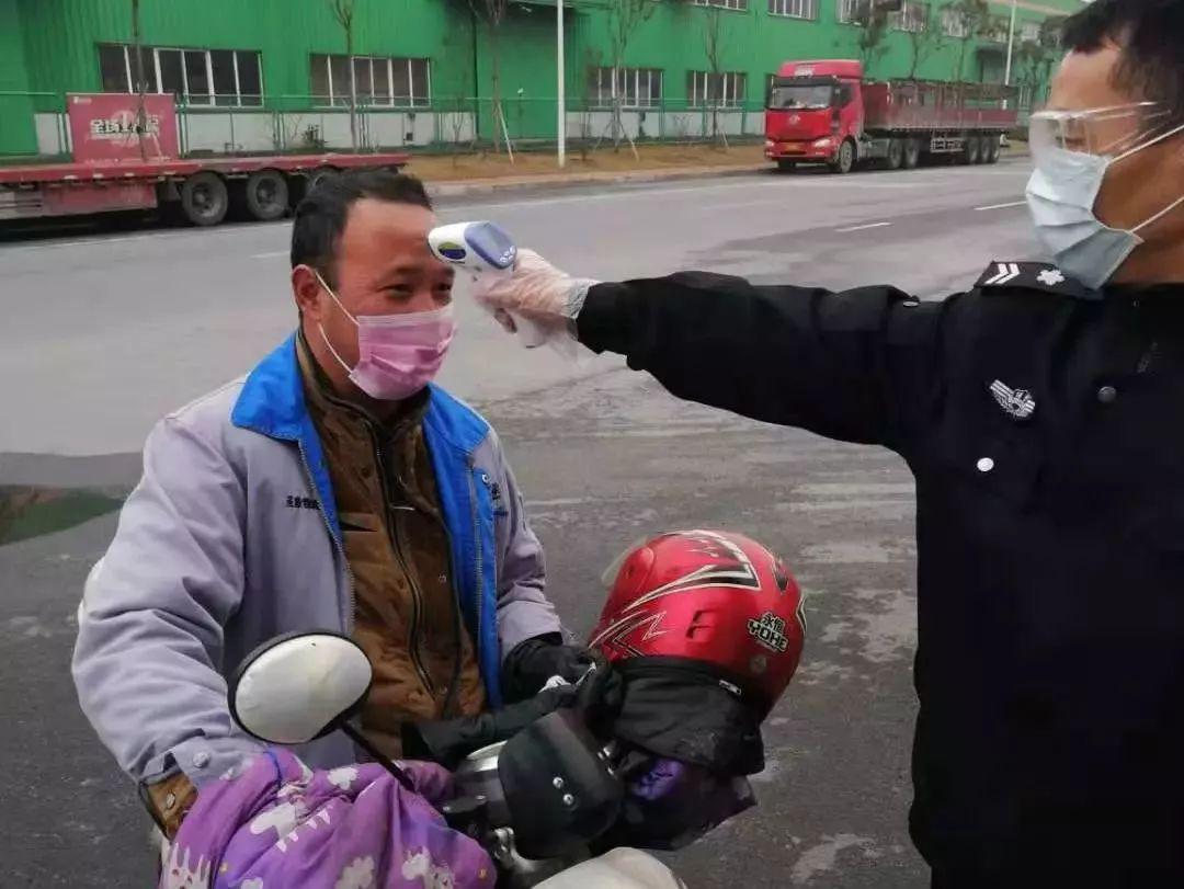 圣象地板：复工复产 携手再启航