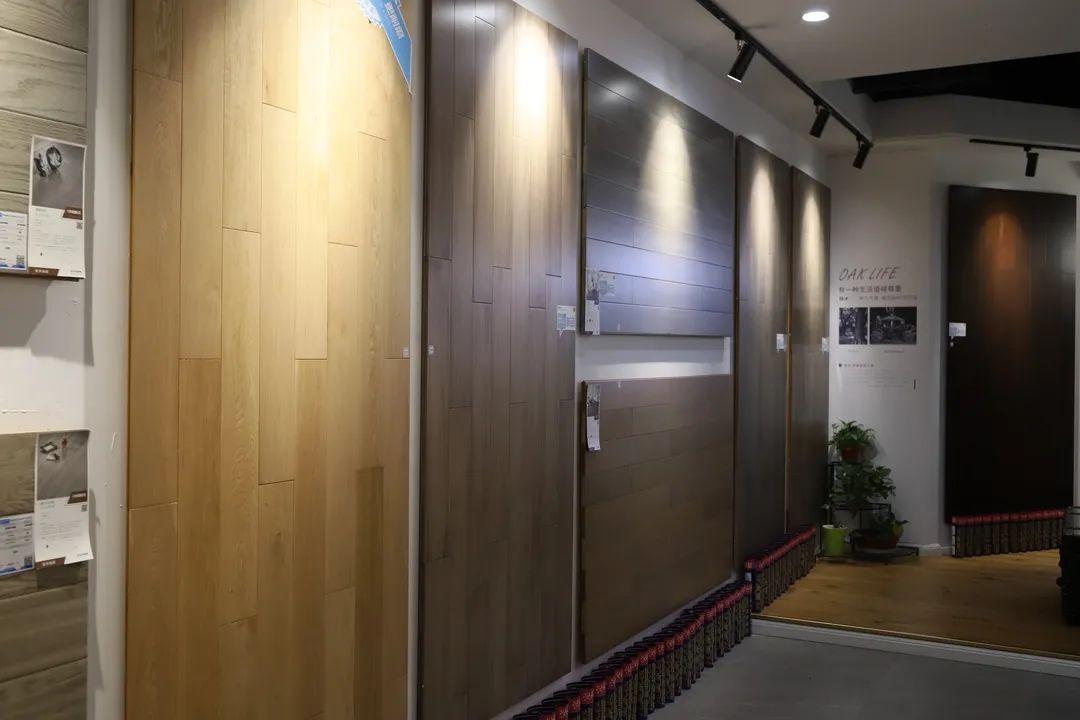 世友地板经销商周正伟：深耕渠道，从寂寂无名到声名大噪