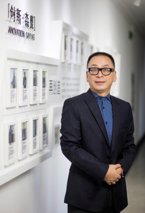 森鹰品牌“酷8度”空调窗硬核霸屏高铁广告,用实力说话