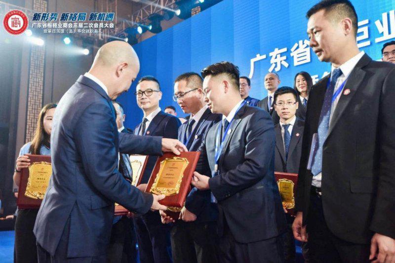 不锈钢定制势头强劲 有望迎来定制2.0时代！