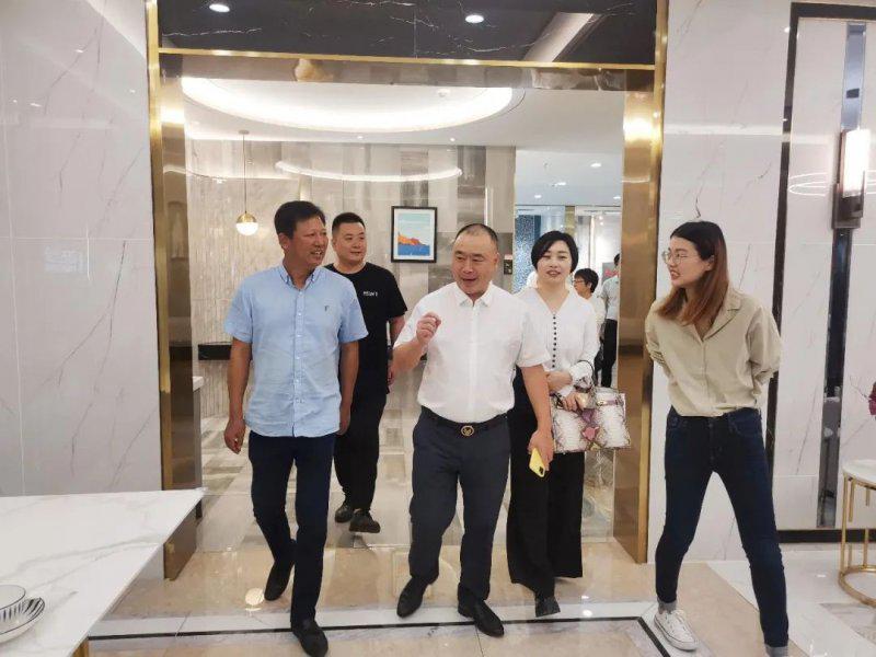 孵大商·扶大商·富大商 | 2021金丝玉玛瓷砖大商项目终端走访实录