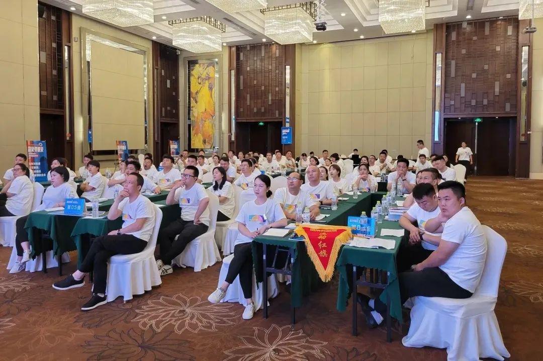 跨越丨奥华生态集成吊顶解密顶墙行业增长之道