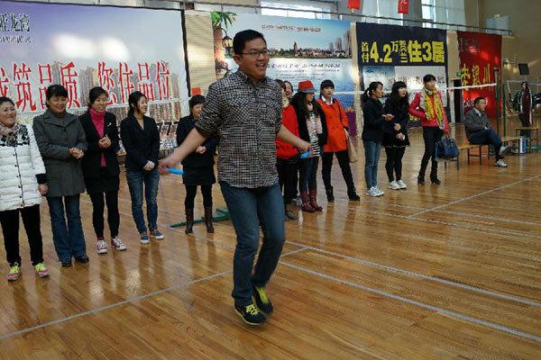 华泰龙2013年秋季职工运动会侧记