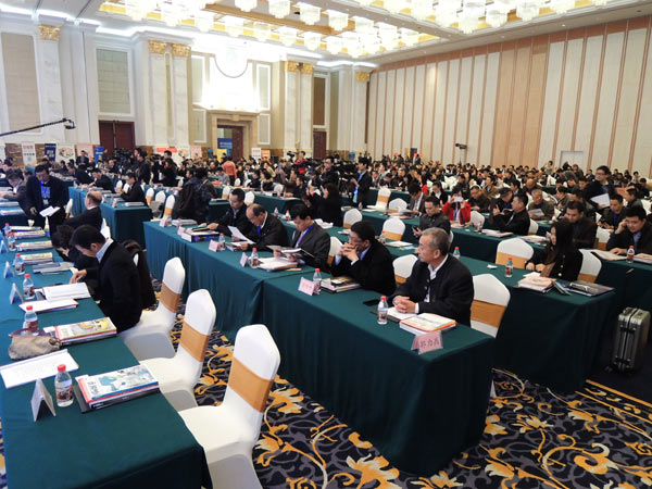 广州建博会推广小组参加2013中国橱柜行业年会 广州建博会推广小组参加2013中国橱柜行业年会