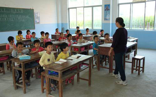广东衣柜行业协会联合狮子会搭建“梦想读书站” 广东衣柜行业协会联合狮子会搭建“梦想读书站”