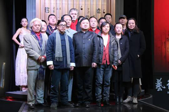 艺术创新家居品味 辉乐豪的艺术铜门之路