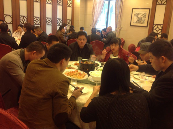 伟爵木门招商火爆,2014第一场招商会再获佳绩 伟爵木门招商火爆,2014第一场招商会再获佳绩