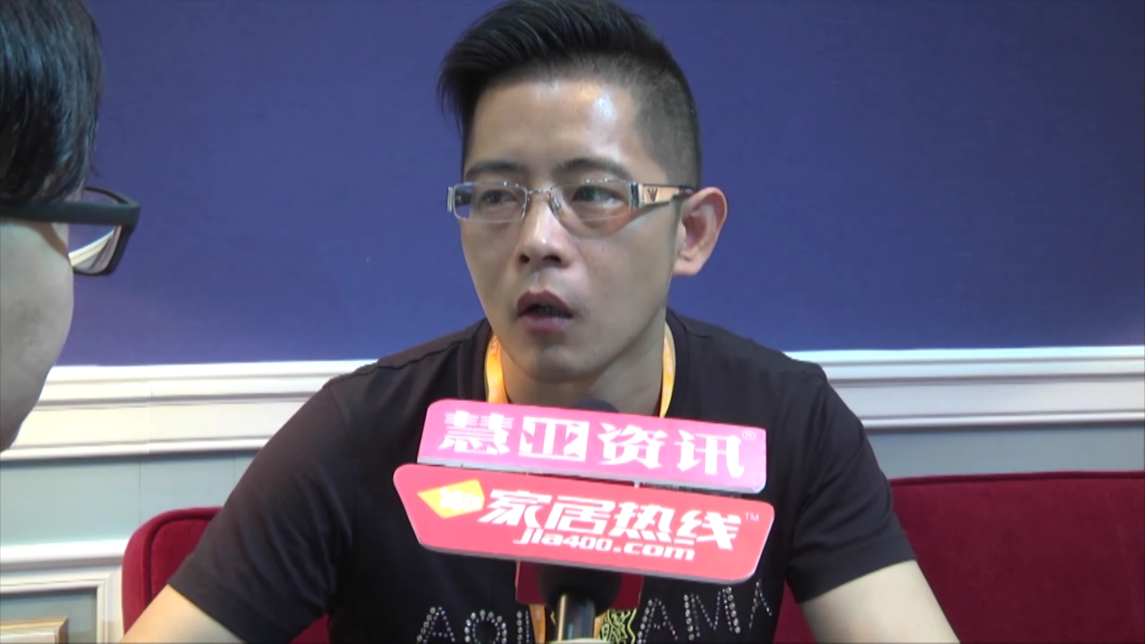 雷拓盛装参展2015上海建博会 总经理万小龙接受慧亚专访