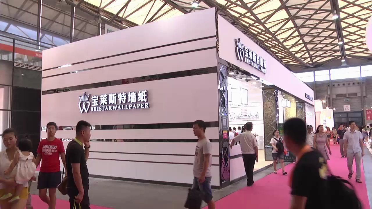 宝莱斯特精彩参展2015上海墙纸展,营销总监文勇接受“预见·家”主题专访