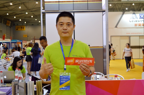 成都建博会丨正皇旗尽展刺绣风情，致力打造独特新品