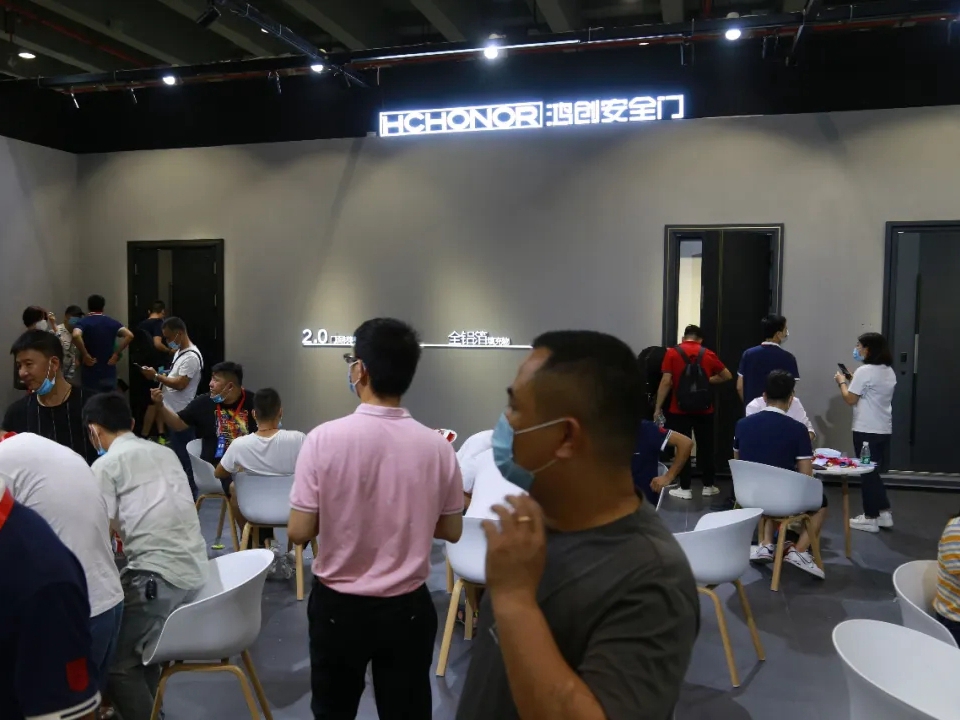 2020中国建博会（广州）完美收官，鸿创安全门炫目亮相秀翻全场！