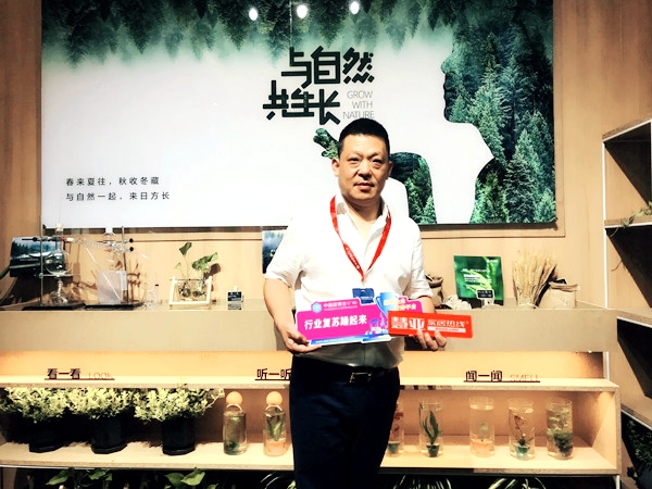 2020中国建博会（广州）丨亚丹家居董事长张大校：打通线上引流线下成交新模式