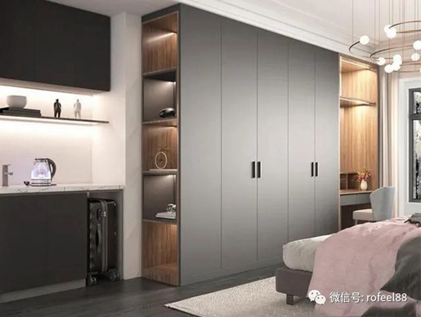 拉斐尔全屋定制：定制衣柜与成品衣柜有哪些差别？