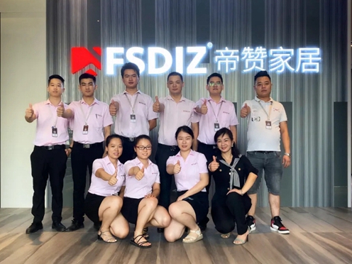 帝赞铝木门销售团队奔赴各地开启销售及售后服务工作