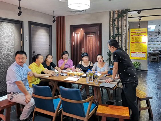 帝赞铝木门广西之行圆满结束