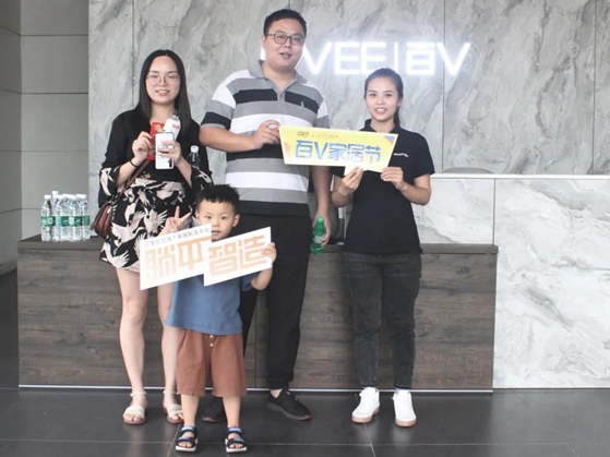 百V全屋定制“工厂行”圆满落地：携手躺平智造，质选理想生活
