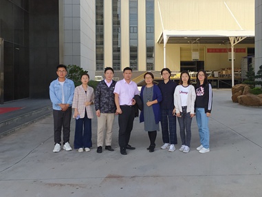 华南农业大学调研组莅临卡诺亚定制家居参观交流