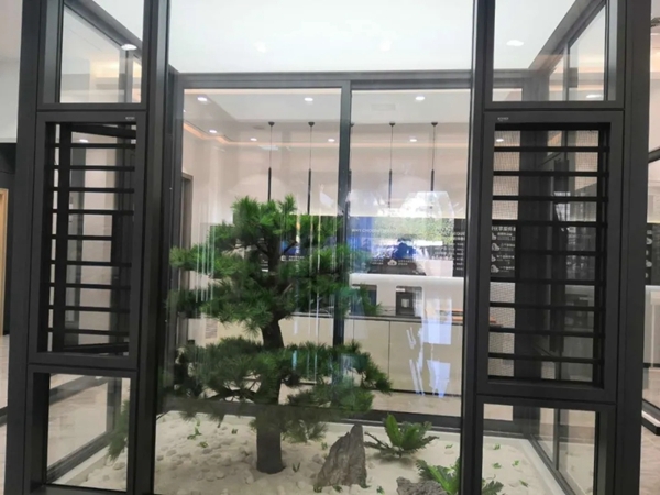 金云雀门窗小课堂：窗户到底内开好还是外开好？
