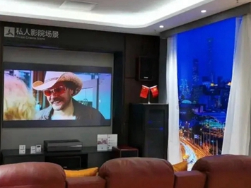 海尔三翼鸟智慧影音系统：家里开轰趴的必备神器