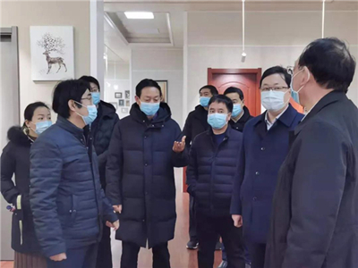 宝格润丨市政协副主席何建中一行深入东宝公司进行工作调研