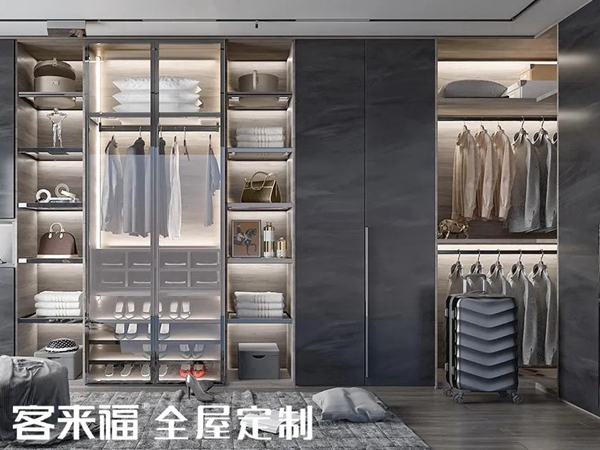 客来福全屋定制:这么好的房子，怎么少得了衣帽间