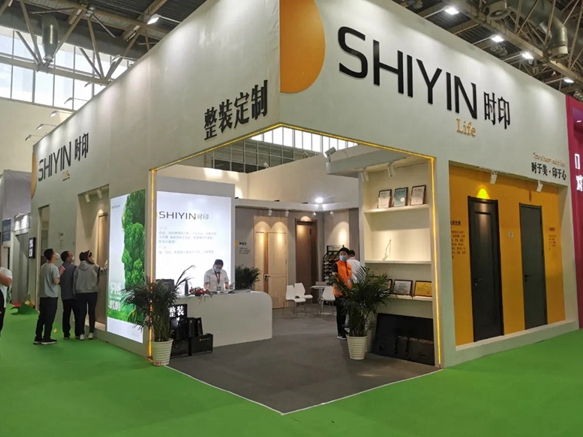 时印木门亮相第十九届中国国际门业展览会