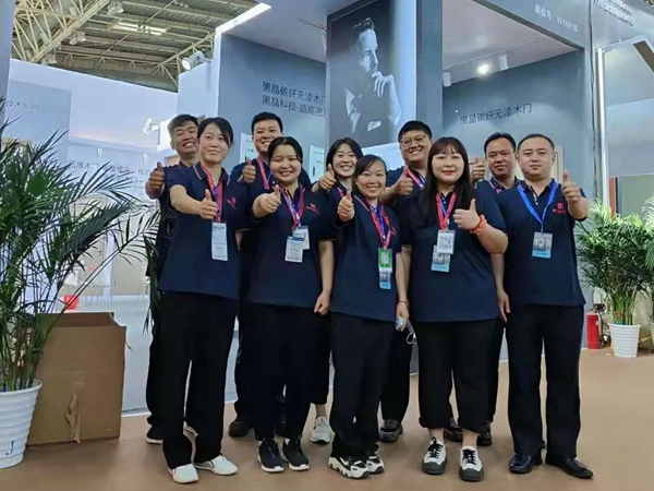 LK朗克宜居木门众望所归，惊艳北京门业展！