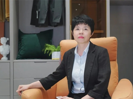 尚佰木门安徽蚌埠优秀店长陈爱萍专访