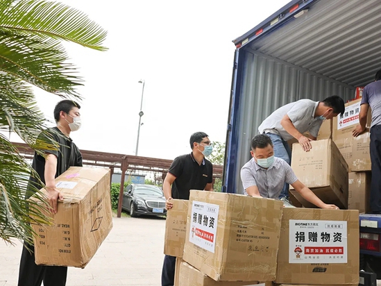 山鸣谷应 共克时艰 | 东方邦太整体家居向一线防疫工作者捐赠防疫物资