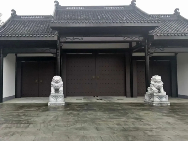 星月神防盗门经典案例：杭州湘湖会所