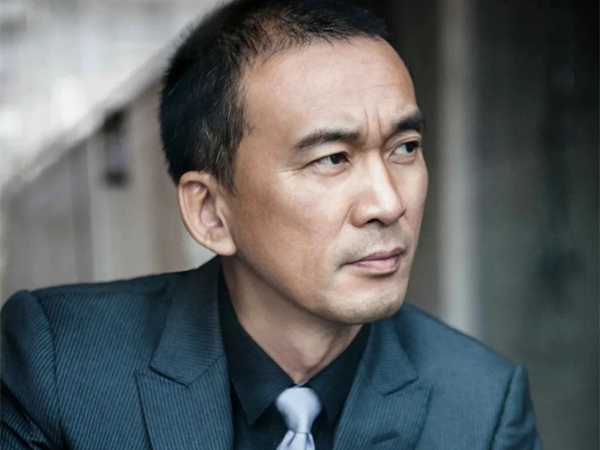 轩尼斯门窗曾庆伟：艺术没有门槛，人人都可以追求艺术