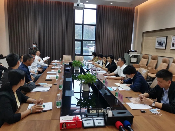 全国工商联领导莅临尚品宅配智能制造工厂参观调研