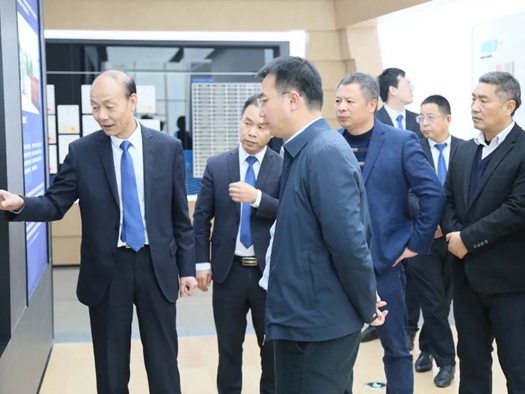 开拓合作 共赢发展新局面 | 资溪县县委副书记、县长饶源中一行莅临云峰莫干山全屋定制