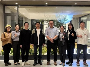 菲马仕智能门品牌服务团队走访汕头经销商
