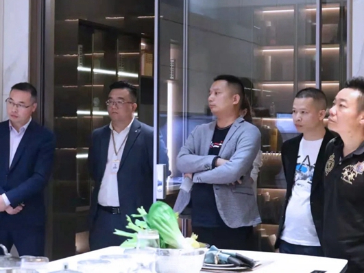 CBD家居董事及领导一行莅临BSPH宝思派智能家居参观交流