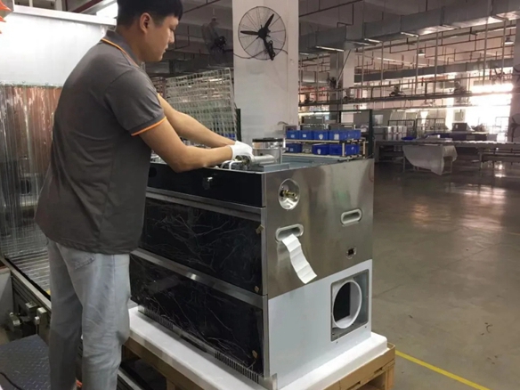 前方高能！阿诗丹顿集成灶新品即将到来