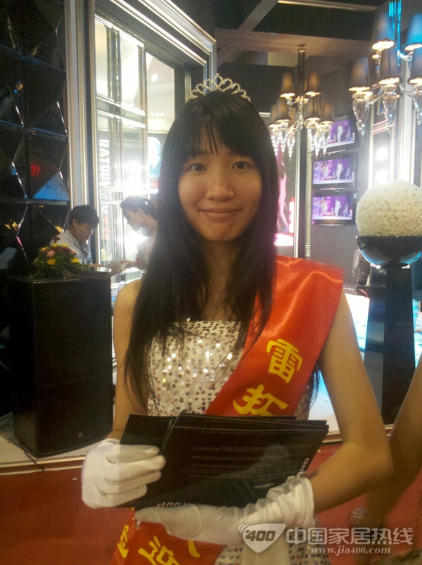 美女大搜罗第一天 拍摄美女报道