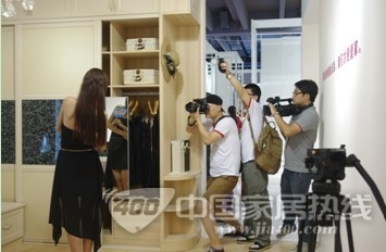 慧亚传媒多品牌联动参展广州建博会