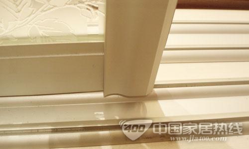 测评：春木移门-压花玉砂玻璃隔断门