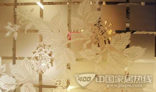 测评：春木移门-压花玉砂玻璃隔断门