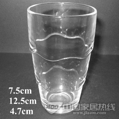 玻璃杯