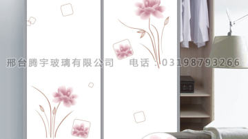 衣柜门