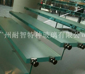 防滑玻璃花纹地板玻璃