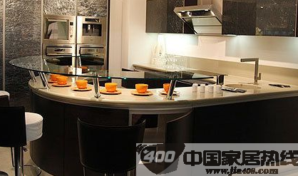 弧形橱柜 经典设计 打造厨房艺术品
