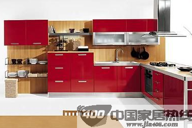 红色厨柜 欢庆新春 红火烹调生活正能量