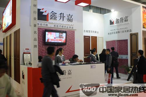 鑫升嘉：新品仿古仿实木门板广受青睐