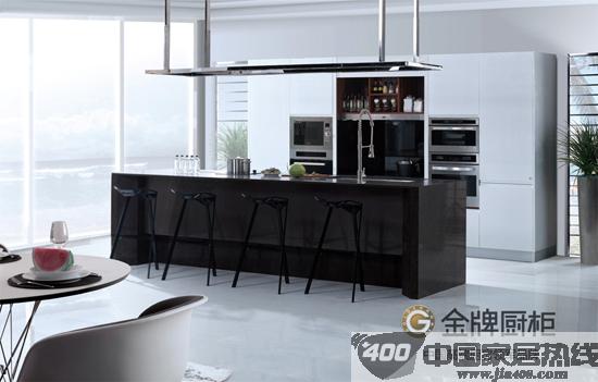 中国高端厨房领军品牌-金牌厨柜广州建博会整合展示厨房全产品