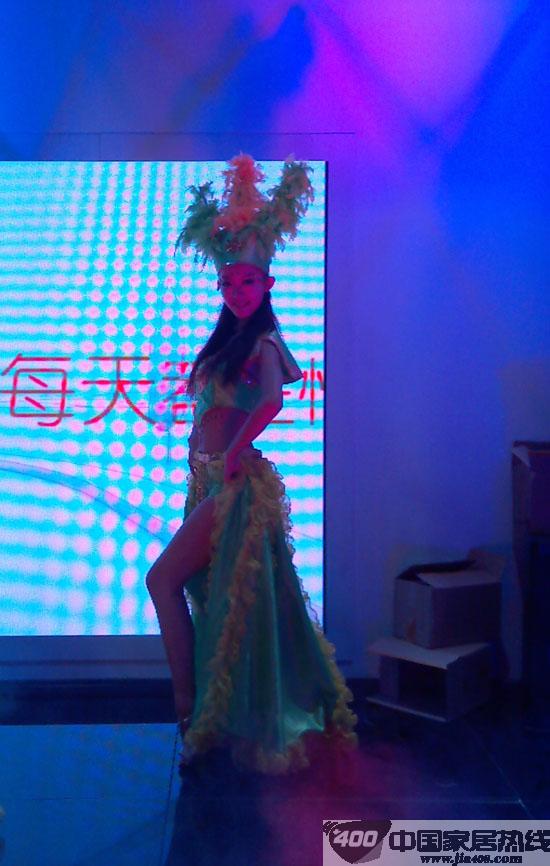 美女大搜罗，舞在广州建博会