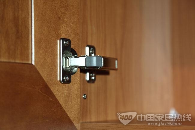 柯拉尼柏林宫整体橱柜 复古风带来盛夏清爽